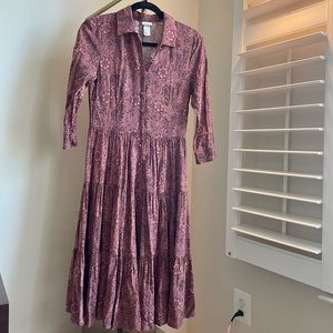 Stunning fall floral patterned midi dress with tiered skirt.